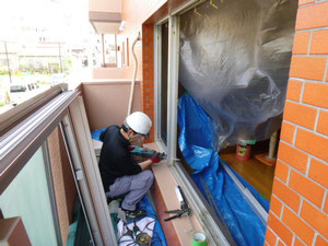 ペアガラスカバー工法